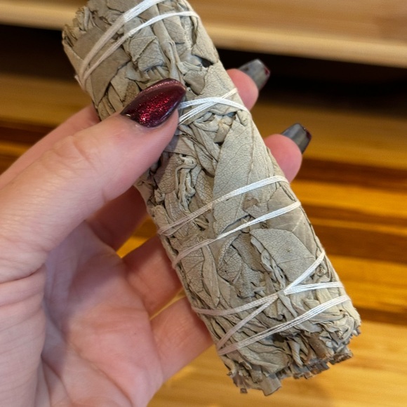 Smudging Bundle! Organic white sage & abalone shell - Picture 3 of 6